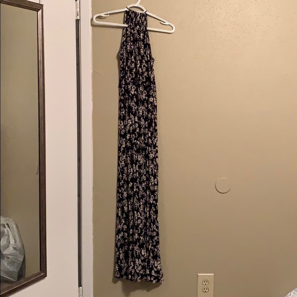 Black floral maxi